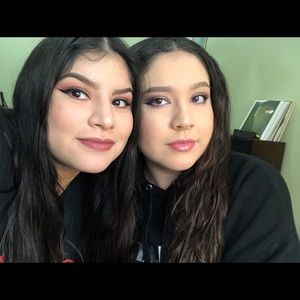 Meet your Posher, Estefany